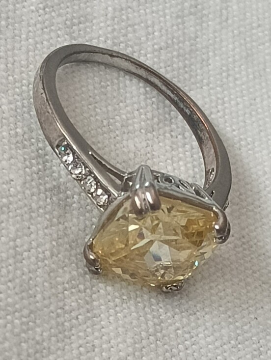 Jewelry - Yellow Cushion-Cut Gemstone Ring in Silver Tone